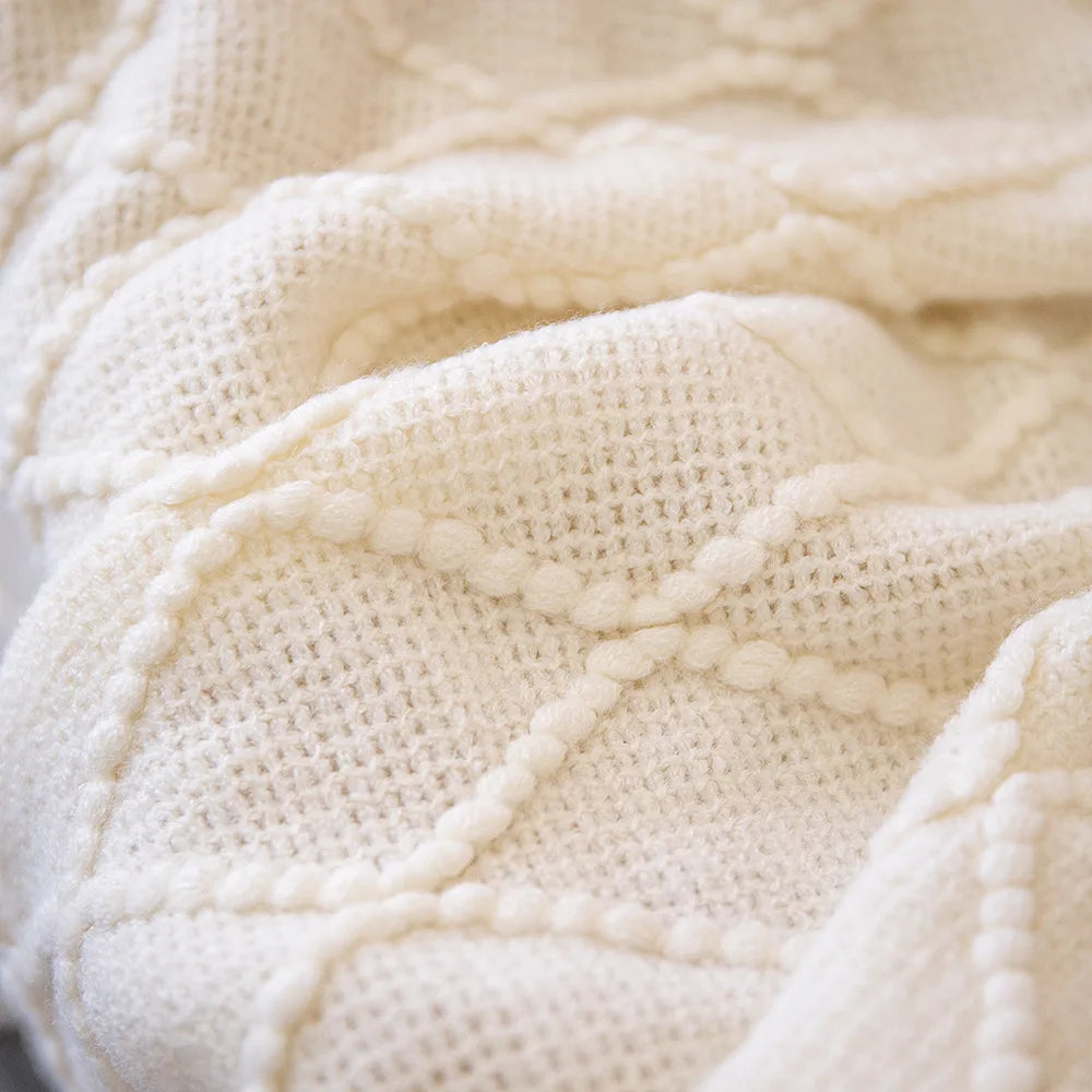Knitted Tassel Blanket — Soft Acrylic Cozy All-Season Throw