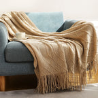 Knitted Tassel Blanket — Soft Acrylic Cozy All-Season Throw